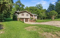 615 N Calhoun Street, Quincy, FL 32351