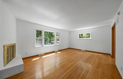 8204 Tomahawk Road, Prairie Village, KS 66208
