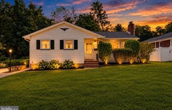 258 FORSGATE Drive, JAMESBURG, NJ 08831