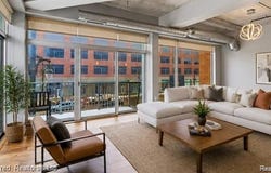 3670 Woodward Avenue, Detroit, MI 48201