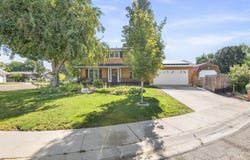 1926 N Blossom Pl, Meridian, ID 83646