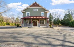 658 Saratoga Road, Glenville, NY 12302