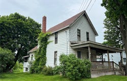 1723 W Prospect Road, Ashtabula, OH 44004
