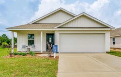 2620 Bagpipe Dr, Pensacola, FL 32526