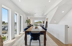 1430 S Cloverdale Avenue, Los Angeles, CA 90019