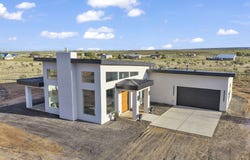 4 Cleveland Road, Edgewood, NM 87015