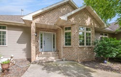 2103 DEER HAVEN Road, GREENLEAF, WI 54126