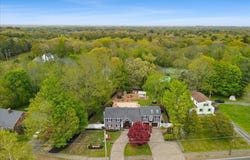 341 High St, Whitman, MA 02382