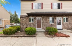 254 Carriage Lane SW, Grand Rapids, MI 49548