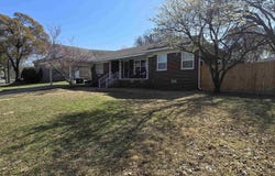 11 S Avalon Dr, North Little Rock, AR 72118