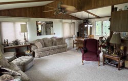 2143 Meekers Landing Road, Oakville, IA 52646