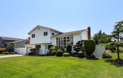 302 Balchen Street, Massapequa Park, NY 11762