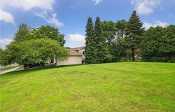10064 Franlo Road, Eden Prairie, MN 55347