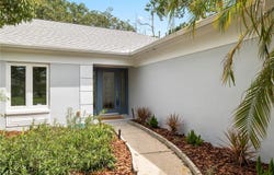 9211 CYPRESSWOOD CIRCLE, TAMPA, FL 33647