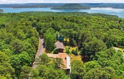 107 Hillside Drive, Fairfield Bay, AR 72088
