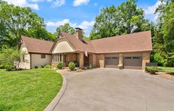 3611 Vale Hill Drive, Floyds Knobs, IN 47119