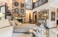 10902 W 96TH Terrace, Overland Park, KS 66214