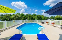 102 BROOKSIDE WAY, MULLICA HILL, NJ 08062