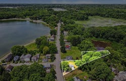 115 Mcclung Road, La Porte, IN 46350