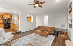 17842 OAKMONT WAY, PURCELLVILLE, VA 20132