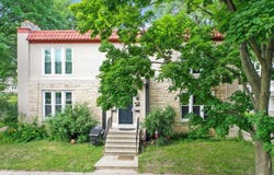 905 STUART Street, GREEN BAY, WI 54301-4447