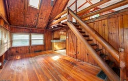 47 Twin Oaks Trl, West Milford Twp., NJ 07421-2932