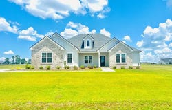 173 Indian Creek Circle, Adel, GA 31620
