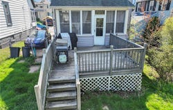 1118 Montana Ave, Harrison Twp, PA 15065