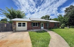 17564 W Grandview Drive, Tahlequah, OK 74464