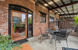 425 E 11Th St, Oakland, CA 94606
