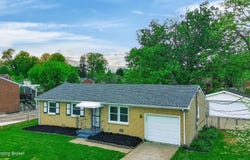 11214 Deering Rd, Louisville, KY 40272