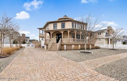 7463 Ocean Drive, Avalon, NJ 08202