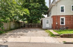15 N WARNER AVENUE, BRYN MAWR, PA 19010