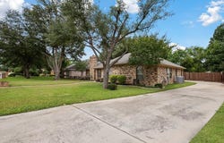 1112 Indian Ridge Drive, Denton, TX 76205