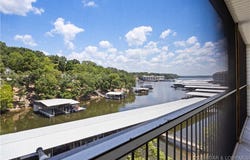 40 Lighthouse Road, Lake Ozark, MO 65049