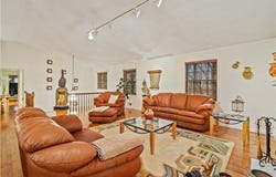 4948 Simmons Circle, Export, PA 15632