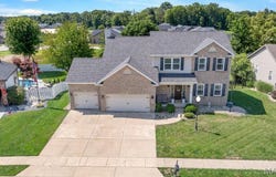 216 Somerset Drive, Glen Carbon, IL 62034