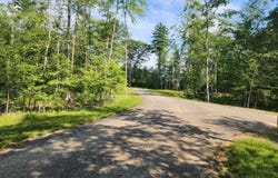 37 Reed Road, Sandown, NH 03873