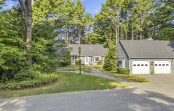 17 Ward Circle, Brunswick, ME 04011