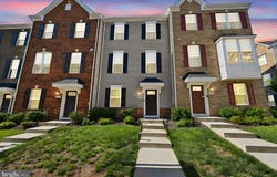 42532 TIBER FALLS Square, STERLING, VA 20166