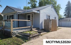 505 S 8th St, FOREST CITY, IA 50436