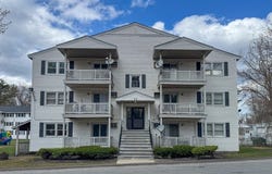 30 Abbey Rd, Leominster, MA 01453