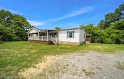 998 Pleasure Rd, Sevierville, TN 37876