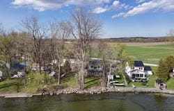 23 Mud Point S, Alburgh, VT 05440