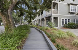 922 Porter Avenue, Ocean Springs, MS 39564