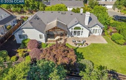 3 Meadowbrook Ln, Danville, CA 94526