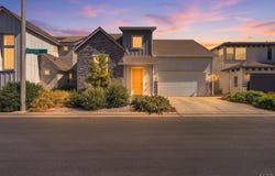 4432 S University Street, Visalia, CA 92377