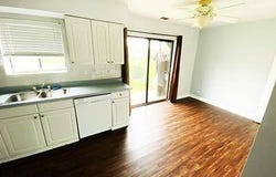 240 E Rimini Ct, Palatine, IL 60067