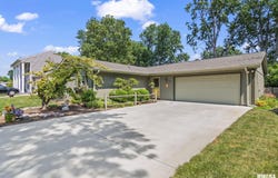 645 DEERFIELD Road, Chatham, IL 62629