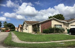9721 W Daffodil Ln, Miramar, FL 33025